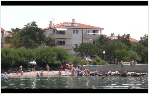 Property building, Neighbourhood, Activities, Summer, Garden, Balcony/Terrace, Beach, Beach, Sea view, Area and facilities, Location