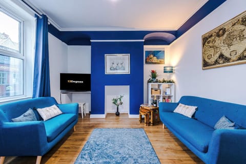 Living room, Lounge or bar