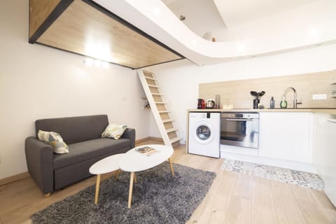 10 Charmant studio proche gare et centre Apartment in Valence