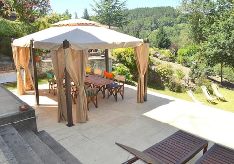 Natural landscape, Garden, Balcony/Terrace, Dining area, Garden view