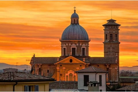 RELAX - Casa a 2 Passi dal Centro con Free Parking e WiFi Apartment in Reggio Emilia