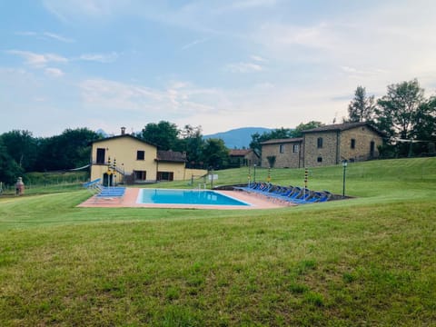 Property building, Garden, Swimming pool
