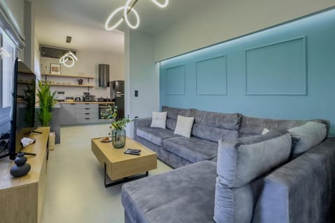 Kitchen or kitchenette, Seating area