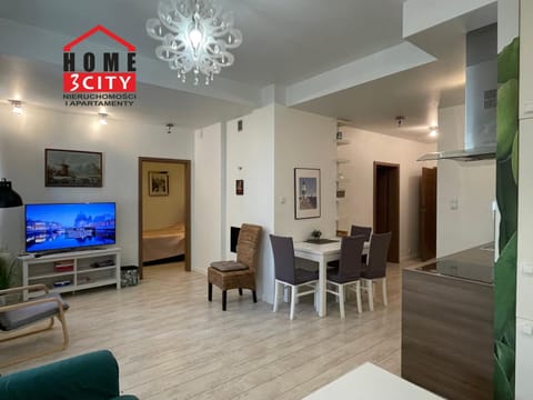 Communal lounge/ TV room, Living room, Seating area