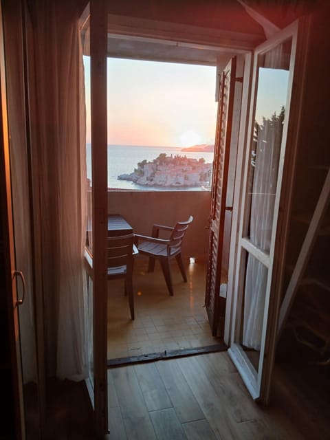 Sunview Sveti Stefan Apartment in Sveti Stefan