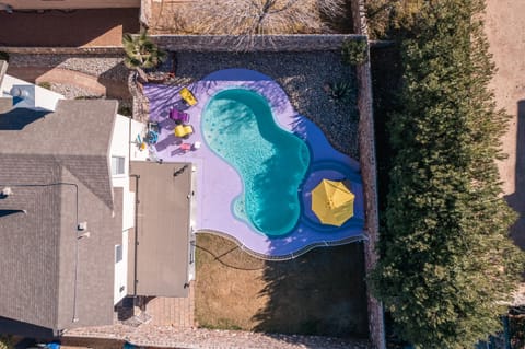Pool view, Swimming pool