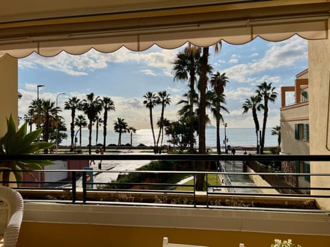 View (from property/room), Balcony/Terrace, Sea view