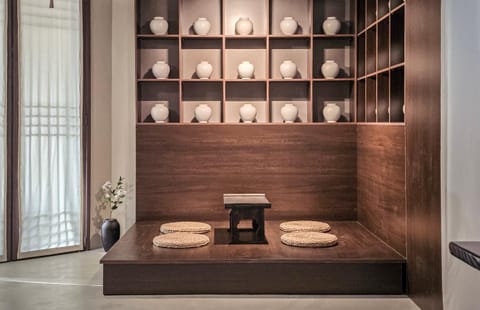 Communal lounge/ TV room, Lobby or reception, Lounge or bar