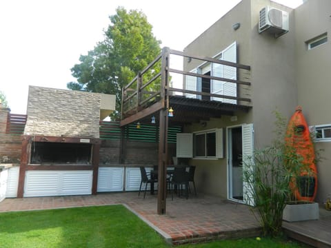 Patio, Off site, Garden