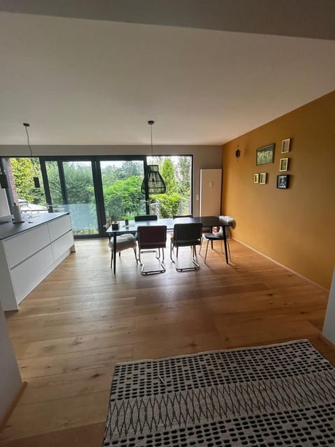 View (from property/room), Dining area, kitchen
