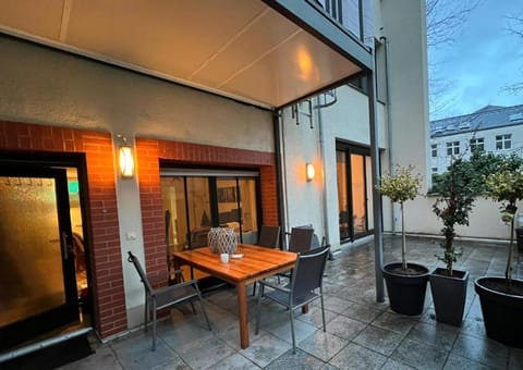 Terassen Whg 68 qm bis 6 pers Apartment in Wiesbaden