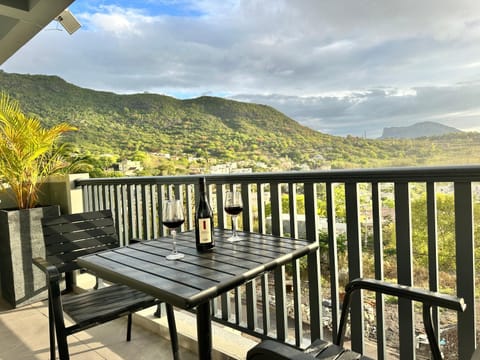 Natural landscape, Balcony/Terrace, Mountain view