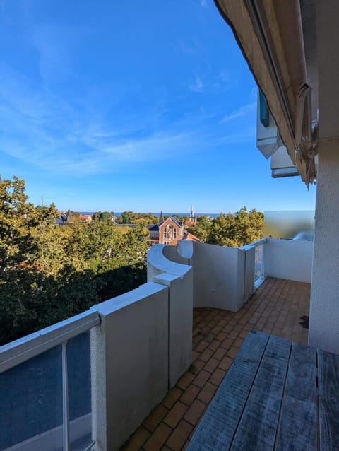 Natural landscape, View (from property/room), Balcony/Terrace
