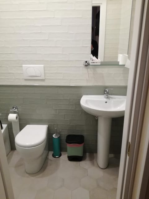 PALACE PIAZZA SAN DOMENICO Rooms De Luxe- BEDINBOLOGNACENTRO Bed and Breakfast in Bologna