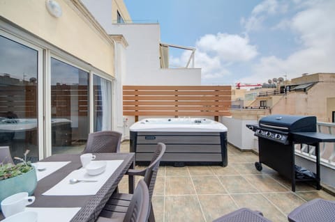 Day, Balcony/Terrace