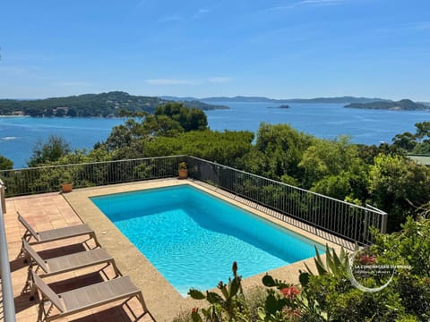 Villa La Sarrazine - Port du Niel - Vue Mer Villa in Hyères