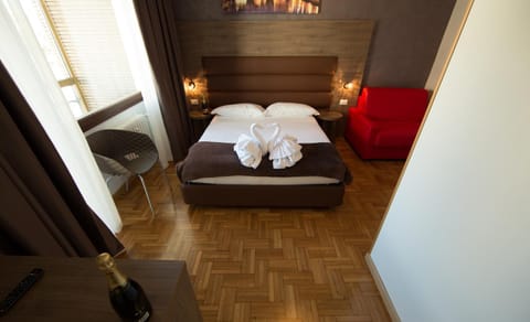 Day, Bedroom