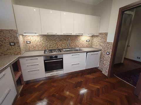 Periferia Chic Apartment in Milan