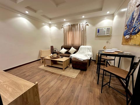 TV and multimedia, Living room, Photo of the whole room, Seating area, Dining area, air conditioner
