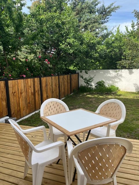 Patio, Garden, Garden view