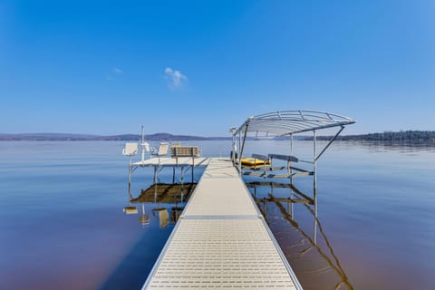Lake Wisconsin Retreat with Dock Great for Groups! House in Lake Wisconsin