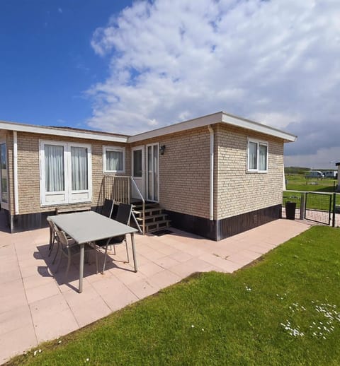 Beachside Vakantiepark Campground/
RV Resort in Bruges