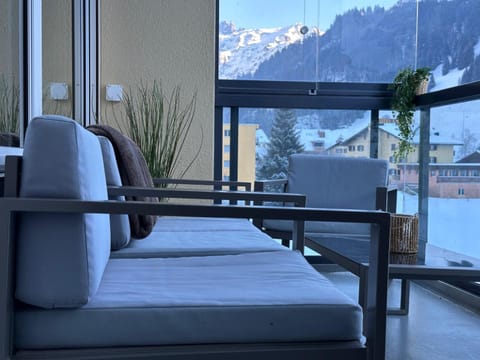 Day, Natural landscape, BBQ facilities, View (from property/room), Balcony/Terrace, Seating area, Mountain view