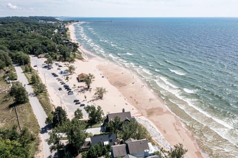 North Shore Private Beach Frontage House in Wisconsin