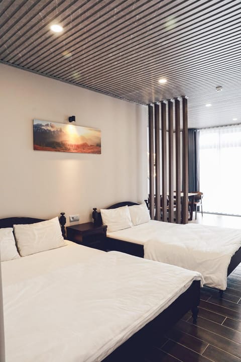 Bed, Decorative detail, Bedroom