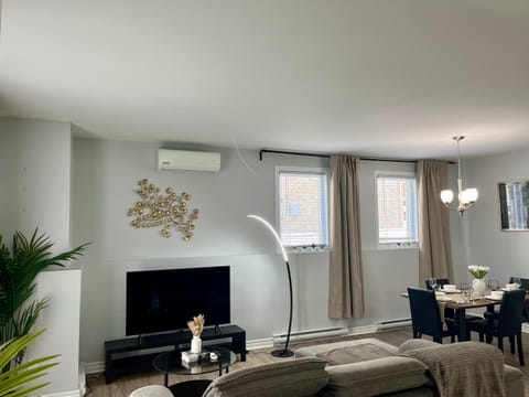 TV and multimedia, Living room, Seating area