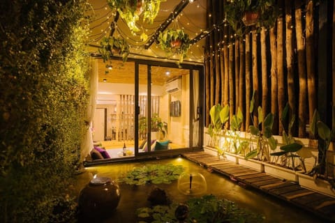 Patio, Garden view
