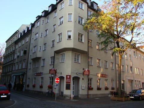 Property building, Restaurant/places to eat, Facade/entrance