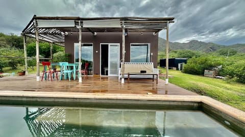 Property building, Patio, Day, Natural landscape, Garden, Balcony/Terrace, Mountain view, Pool view, Swimming pool