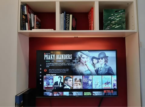 TV and multimedia, Evening entertainment