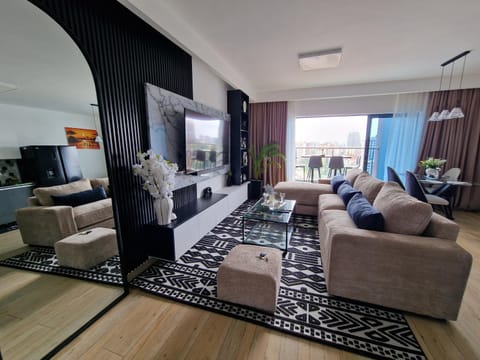 Communal lounge/ TV room, TV and multimedia, Living room, Seating area