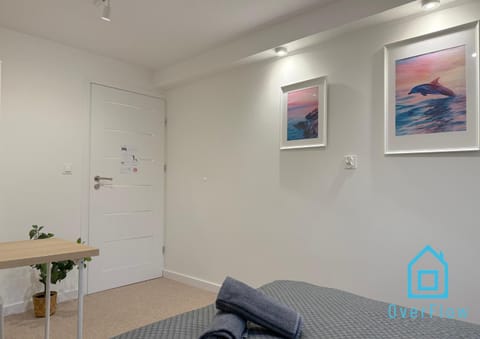 Coral Room - 1 km to Baltic Sea & 15 Minutes to Gdańsk Old Town Vacation rental in Gdansk