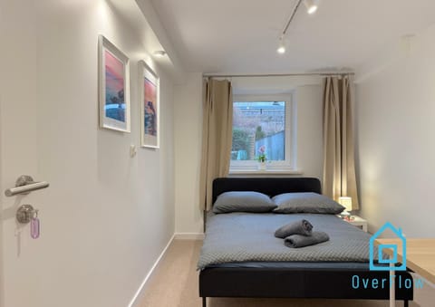 Coral Room - 1 km to Baltic Sea & 15 Minutes to Gdańsk Old Town Vacation rental in Gdansk