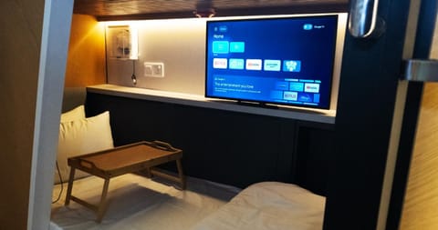 Bed, TV and multimedia