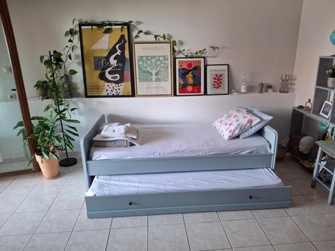 The lodge by Naya Apartment in Kavala