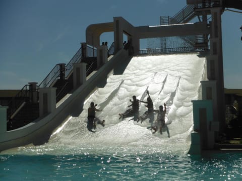 Aqua park, Swimming pool
