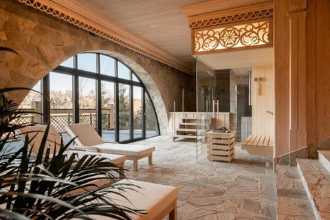 Property building, Seating area