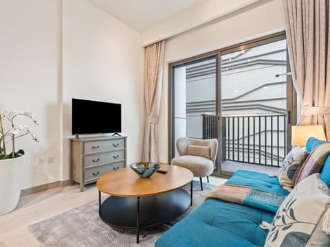 Cozy Stay 1BR in Azizi Pearl Apartment in Dubai