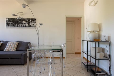 Stazione e Ospedale - Moderna Apartment in Siena