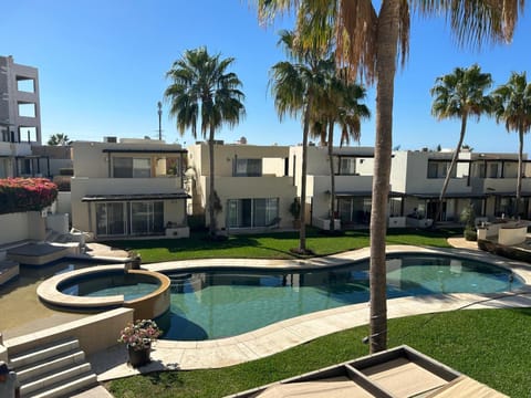 Pool view, Swimming pool, Swimming pool
