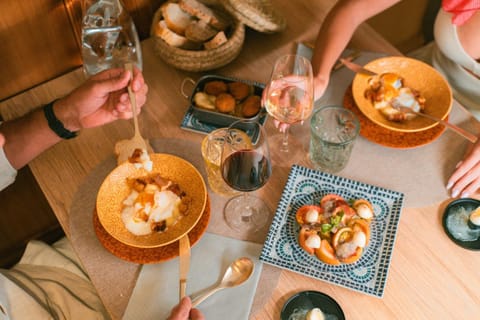 Restaurant/places to eat, Food