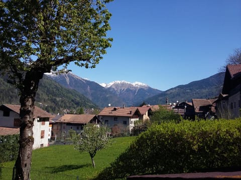 Spring, Natural landscape, Balcony/Terrace, Mountain view