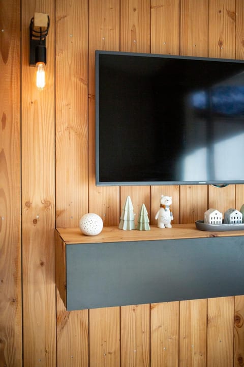 Superbe T2 à Isola 2000, casier à ski, wifi Apartment in Isola