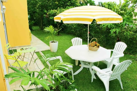 Patio, Patio, Nearby landmark, Facade/entrance, Natural landscape, Summer, BBQ facilities, Garden, Garden, Nightclub / DJ, Balcony/Terrace, On site, Garden view, Entertainment