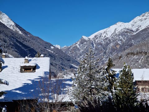 La Maison Des Coeurs, Cogne Apartment in Cogne