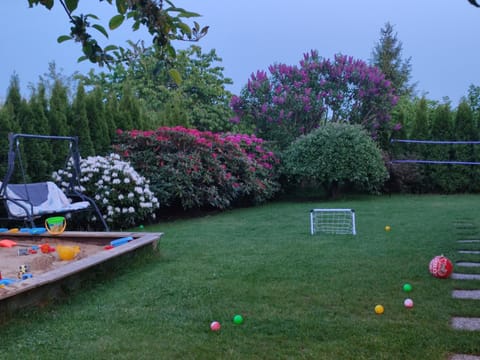 DOMEK CAŁOROCZNY NaD MORZEM House in West Pomeranian Voivodeship, Poland